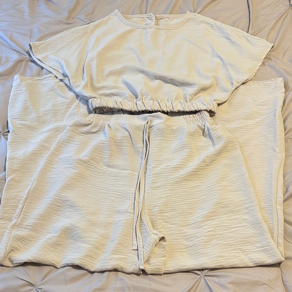 SHEIN Cream Textured Two-Piece Lounge Set
